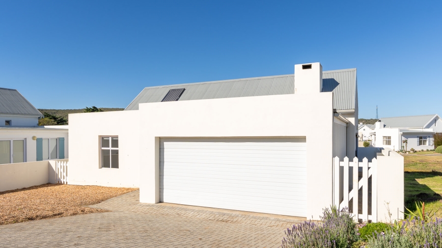 3 Bedroom Property for Sale in Stilbaai Wes Western Cape